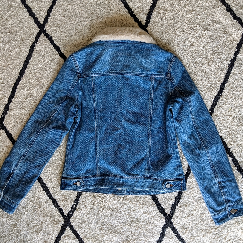 Ugg  Blue Vintage Jean Jacket - Picture 3 of 3